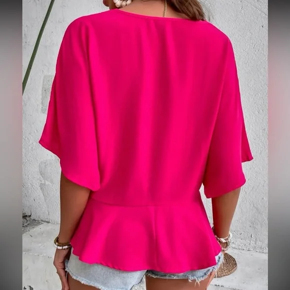 🩷 NWOT! Fucshia Peplum Blouse - Picture 3 of 7